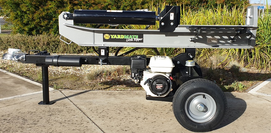 Yard Mate LS30 30 Ton Log Splitter with Honda GP200 engine